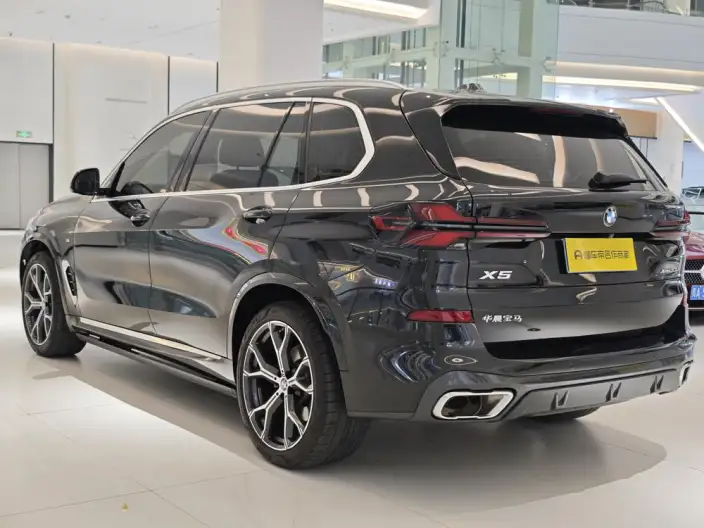 BMW X5 2023 Model xDrive30Li Exclusive Model M Sports Set – фото 4