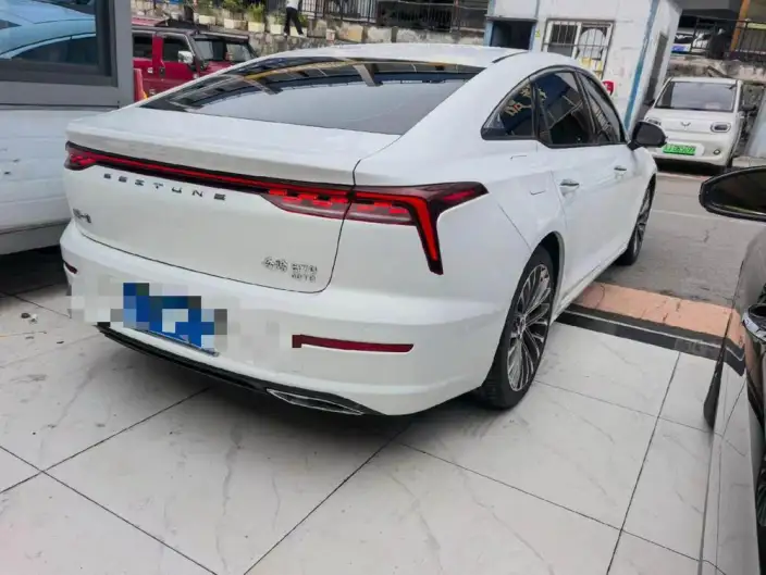 BESTUNE B70 2022 Model Third generation 2.0T Automatic Exclusive Model – фото 6