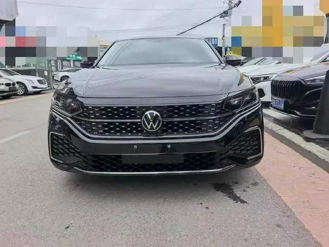 Volkswagen Passat 2022 Model 330TSI Deluxe Edition – фото 2