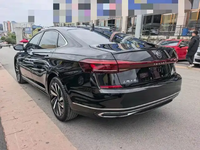 Volkswagen Passat 2022 Model 330TSI Deluxe Edition – фото 4