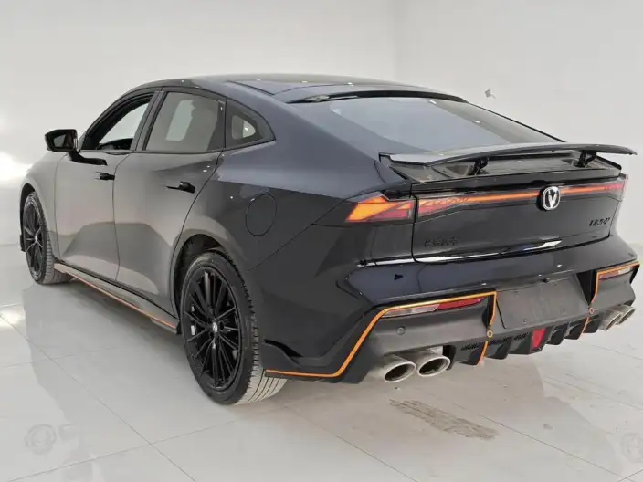 Changan UNI-V 2023 Model 1.5T Sports Edition