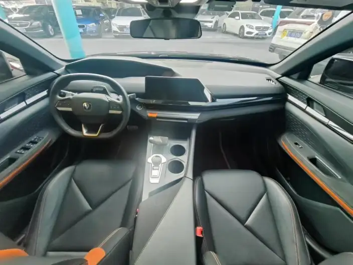 Changan UNI-V 2023 Model 1.5T Sports Edition – фото 10