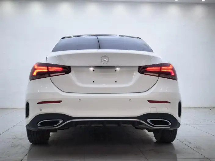 Mercedes-Benz A-class 2023 Model A 200 L Sports sedan Fashion Edition – фото 5