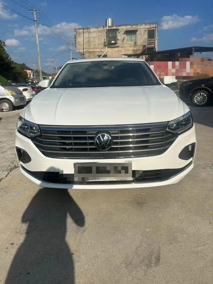Volkswagen Lavida 2023 Model 300TSI DSG Manyi Edition – фото 2