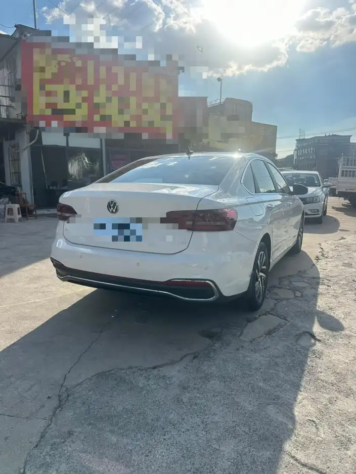 Volkswagen Lavida 2023 Model 300TSI DSG Manyi Edition – фото 6
