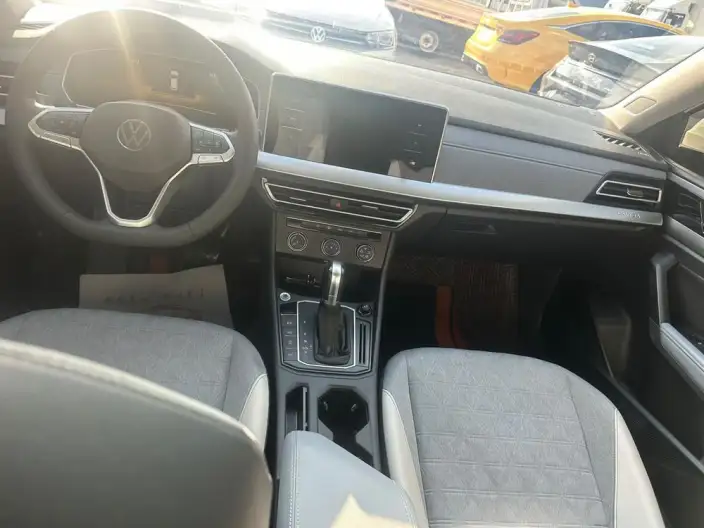 Volkswagen Lavida 2023 Model 300TSI DSG Manyi Edition – фото 7