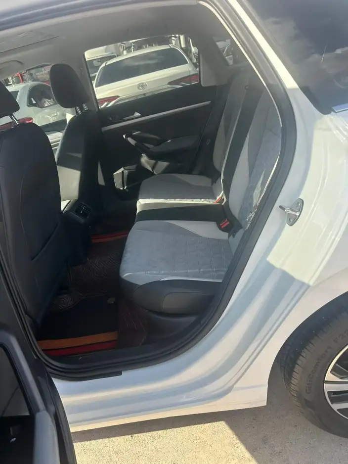 Volkswagen Lavida 2023 Model 300TSI DSG Manyi Edition – фото 9
