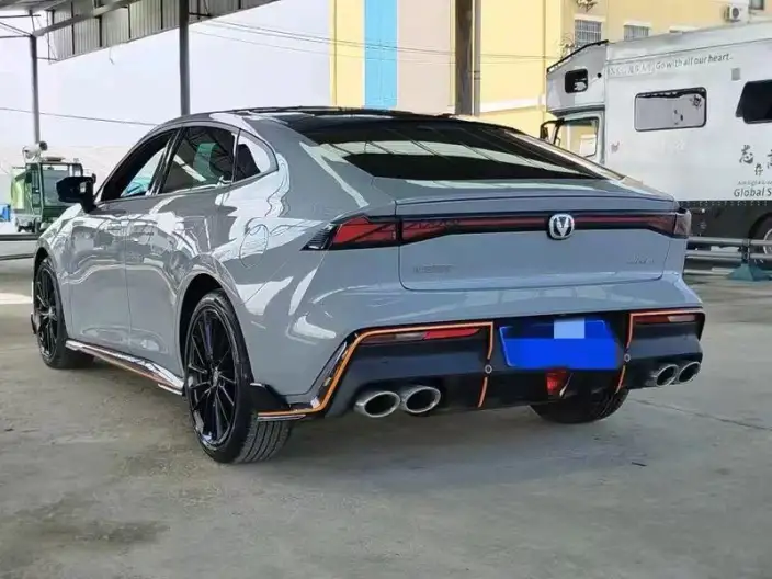 Changan UNI-V 2023 Model 1.5T Sports Edition