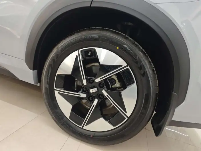 Geely Galaxy E5 2024 Model 530km Tiggo + Edition – фото 9