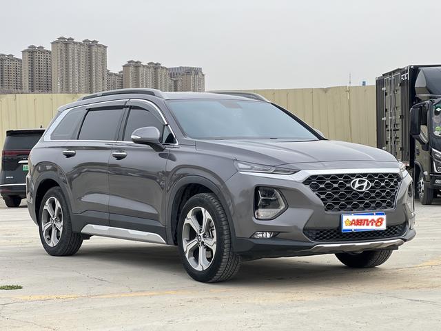 Hyundai Santa Fe 2019 380 TGDi GLS Automatic 2WD Luxury China VI – фото 3