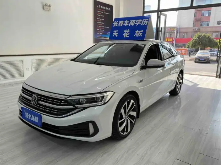 Volkswagen Sagitar 2023 Model 300TSI DSG Superior Edition – фото 1