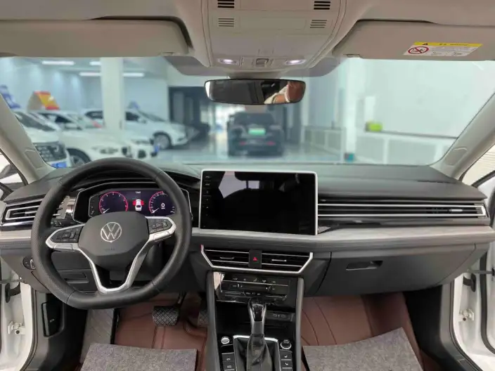 Volkswagen Sagitar 2023 Model 300TSI DSG Superior Edition – фото 8