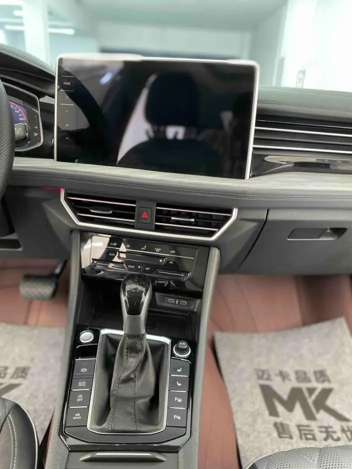 Volkswagen Sagitar 2023 Model 300TSI DSG Superior Edition – фото 9