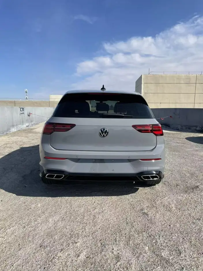Volkswagen Golf 2023 Model 280TSI DSG R-Line Lite – фото 5