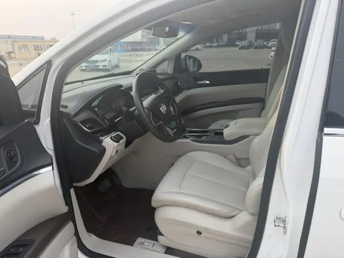 Buick GL8 2022 Model Business class 652T Comfort Model – фото 8