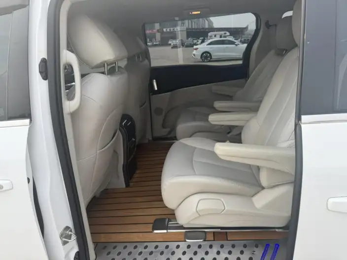Buick GL8 2022 Model Business class 652T Comfort Model – фото 9