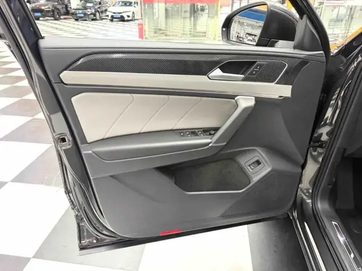 Volkswagen Tayron 2023 Model 280TSI 2WD Luxury Plus Advanced version – фото 7