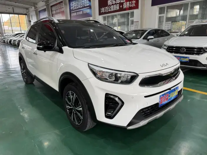 Kia Stonic 2021 Model 1.4L Automatic Fun Xiang Edition