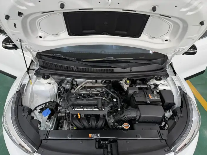 Kia Stonic 2021 Model 1.4L Automatic Fun Xiang Edition – фото 7