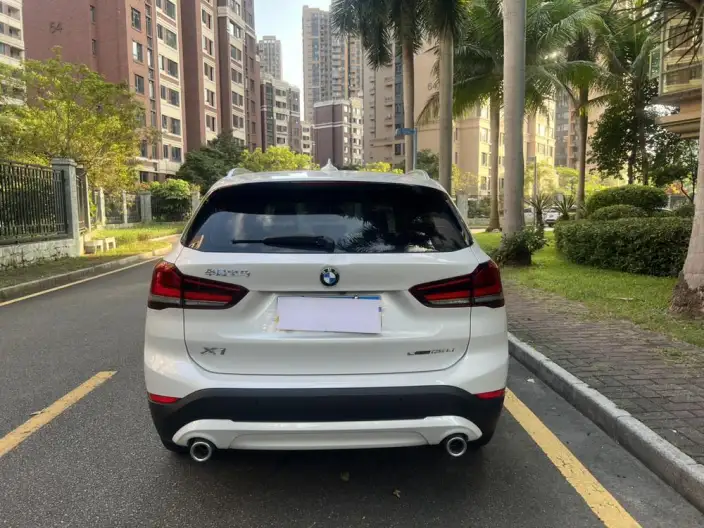 BMW X1 2022 Model sDrive25Li Leading Model – фото 5