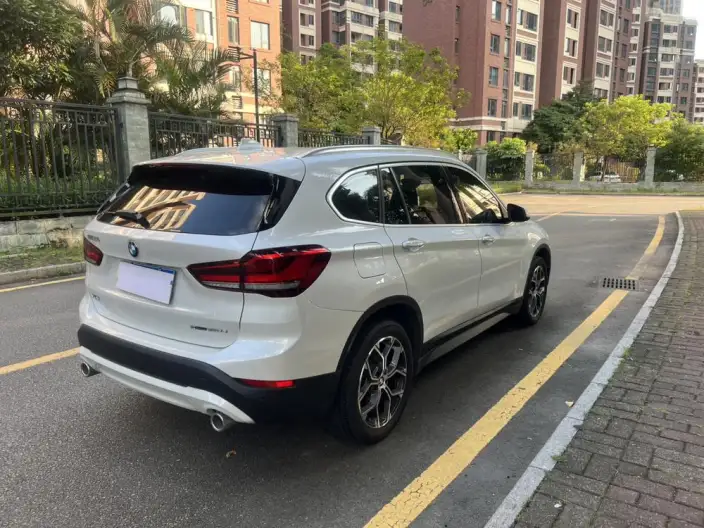 BMW X1 2022 Model sDrive25Li Leading Model – фото 6