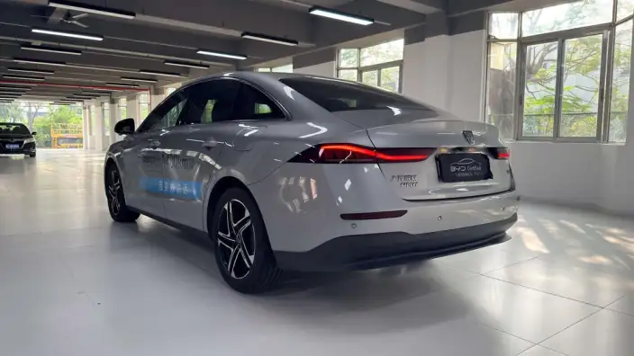 Roewe D7 DMH 2023 Model 125 Ultimate Edition