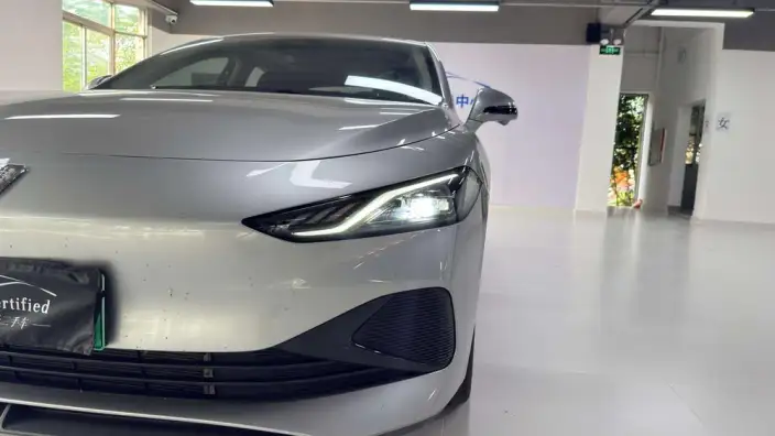 Roewe D7 DMH 2023 Model 125 Ultimate Edition – фото 8