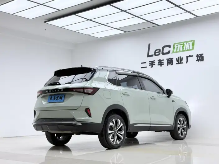 WULING Asta 2021 Model 1.5T Automatic Starlight Edition – фото 7