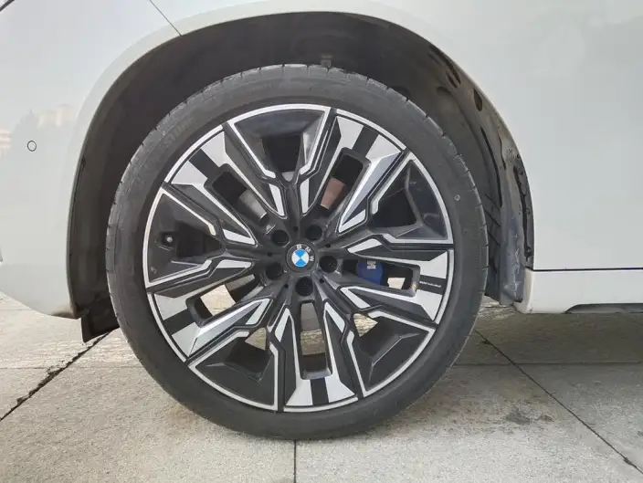 BMW X3 2025 Model xDrive30L Exclusive Model M Sports Set – фото 8