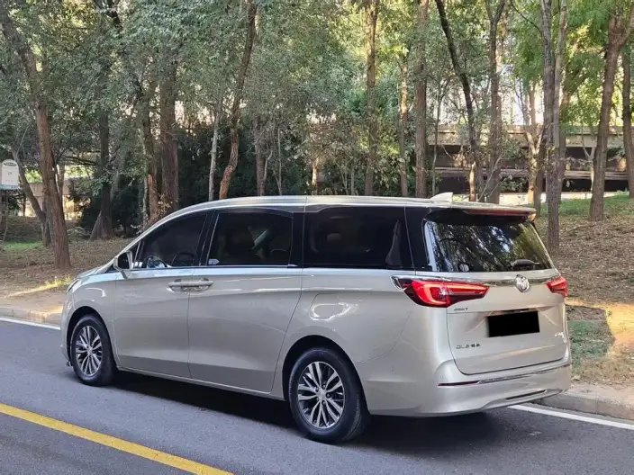 Buick GL8 2022 Model ES Luzun 653T Exclusive Model