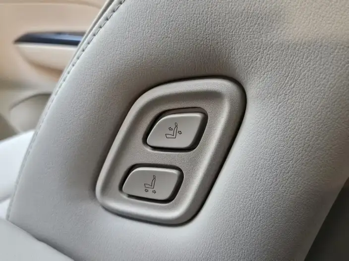 Buick GL8 2022 Model ES Luzun 653T Exclusive Model – фото 10