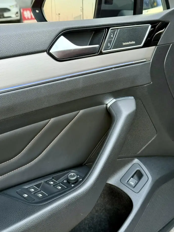 Variant 2021 Model 2.0TSI Smooth Ride Edition – фото 7