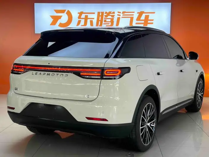 Leapmotor C11 2026 Model EV Edition 640 LiDAR Zhizun Edition – фото 6