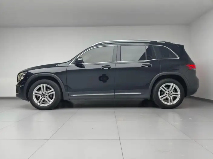 Mercedes-Benz GLB 2022 Model GLB 200 Dynamic Model – фото 4