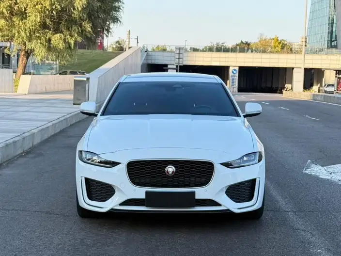 Jaguar XE L 2024 Model 2.0T 250PS R-DYNAMIC S Enterprising Sports Edition