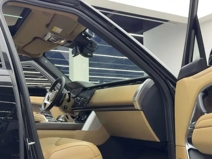 Range Rover 2023 Model 3.0 L6 400PS Shengshi VII seat Extended Edition – фото 6