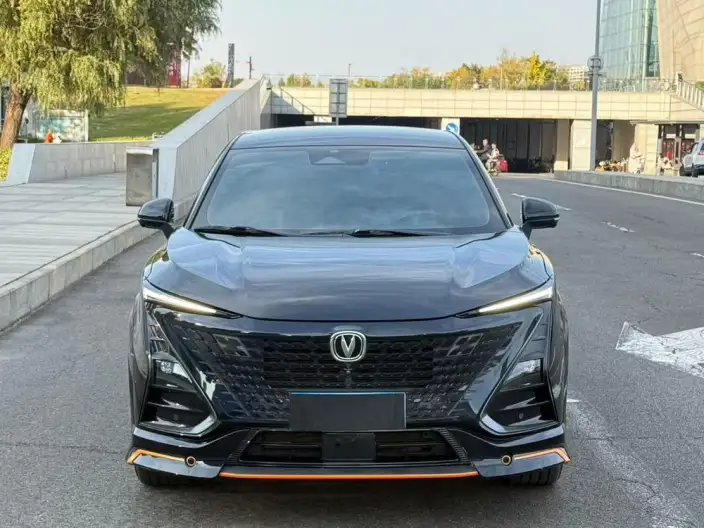 Changan UNI-T 2022 Model 1.5T Sports Edition Flagship Model