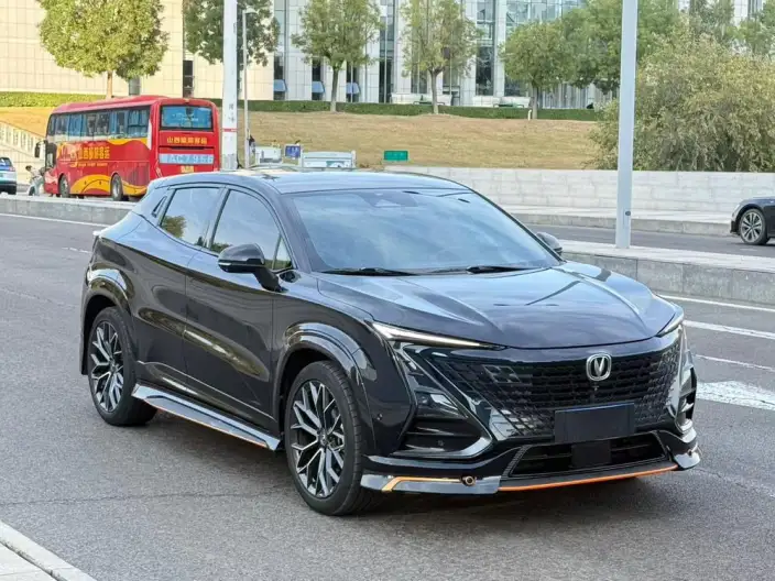 Changan UNI-T 2022 Model 1.5T Sports Edition Flagship Model