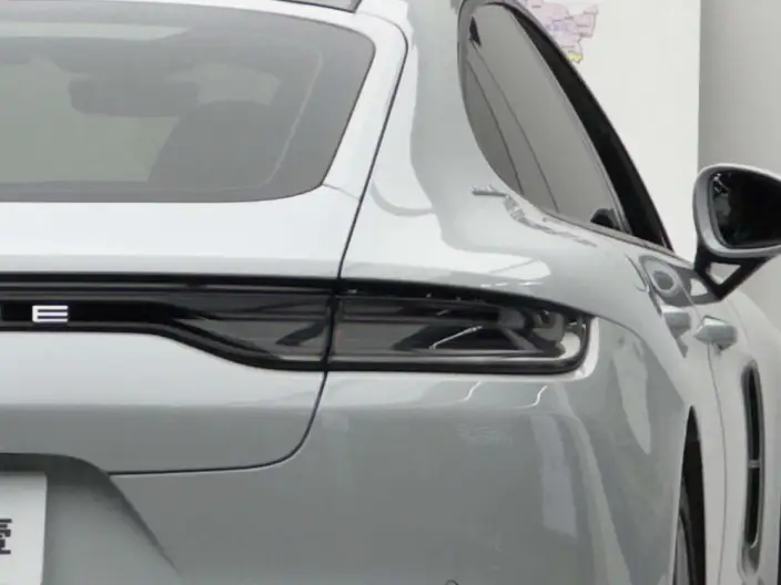 Panamera 2023 Model Panamera Executive Extended Edition 2.9T – фото 5