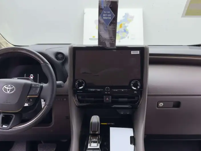 Elfa 2024 Model 2.5L Automatic 4WD 7 seat Parallel Imported – фото 9