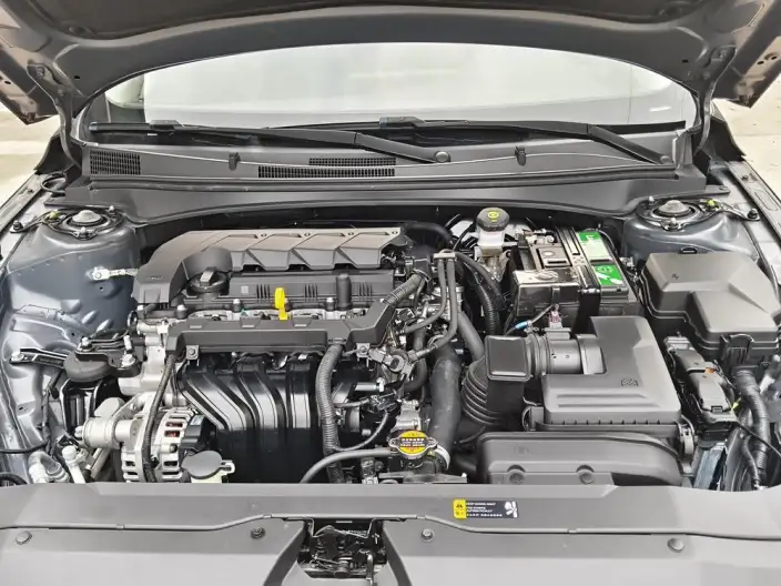 Hyundai Ioniq 2023 Model 1.5L CVT GLX Elite Edition – фото 7