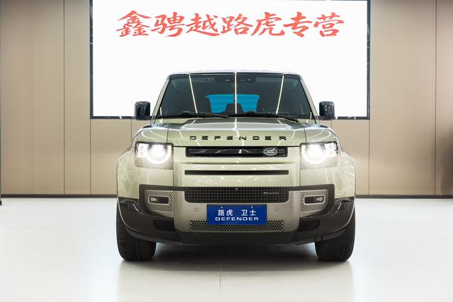 Land Rover De f ender 2022 110 P400 X-DYNAMIC HSE – фото 2