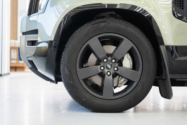 Land Rover De f ender 2022 110 P400 X-DYNAMIC HSE – фото 7