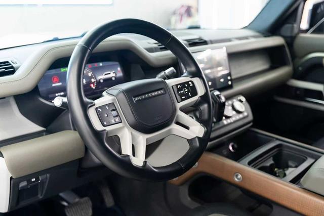 Land Rover De f ender 2022 110 P400 X-DYNAMIC HSE – фото 10