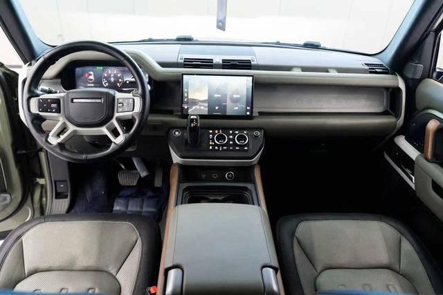 Land Rover De f ender 2022 110 P400 X-DYNAMIC HSE – фото 12