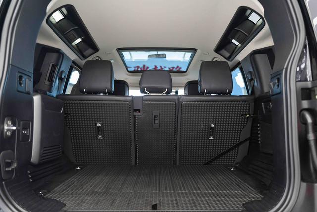 Land Rover De f ender 2022 110 P400 X-DYNAMIC HSE – фото 15