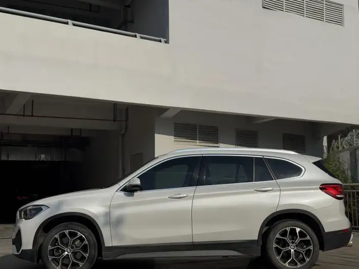BMW X1 2022 Model sDrive25Li Leading Model