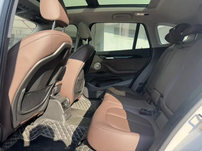 BMW X1 2022 Model sDrive25Li Leading Model – фото 10