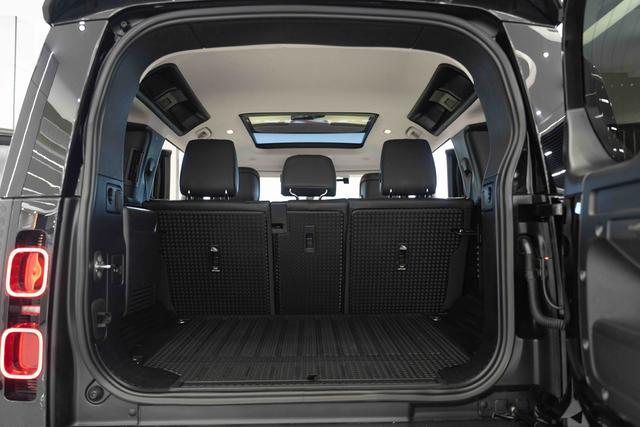 Land Rover De f ender 2022 110 P400 X-DYNAMIC HSE – фото 6