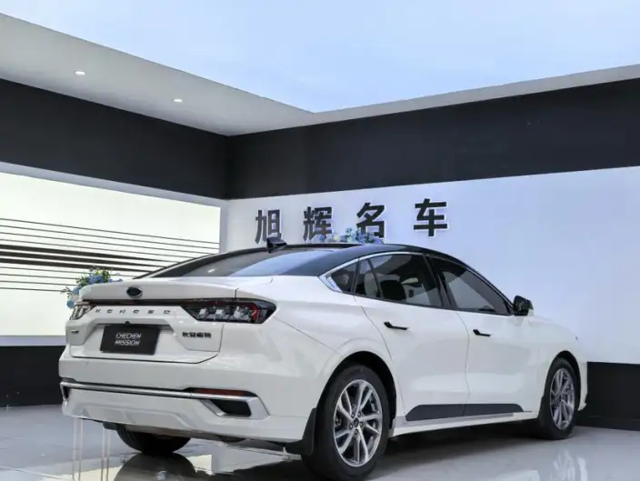 Ford Mondeo 2022 Model Facelift EcoBoost 245 Luxury Model – фото 6